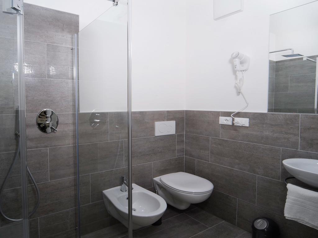 Stay Cooper L Guesthouse 37 Bolzano Exterior foto
